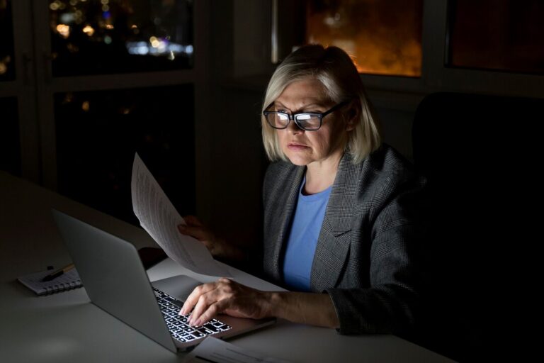 How to Hire a Ghostwriter for Your Book: Step-by-Step Guide